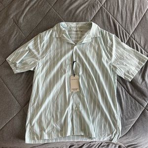 Abercrombie Performance Camp Collar Button-Up Shirt Mens Size Medium